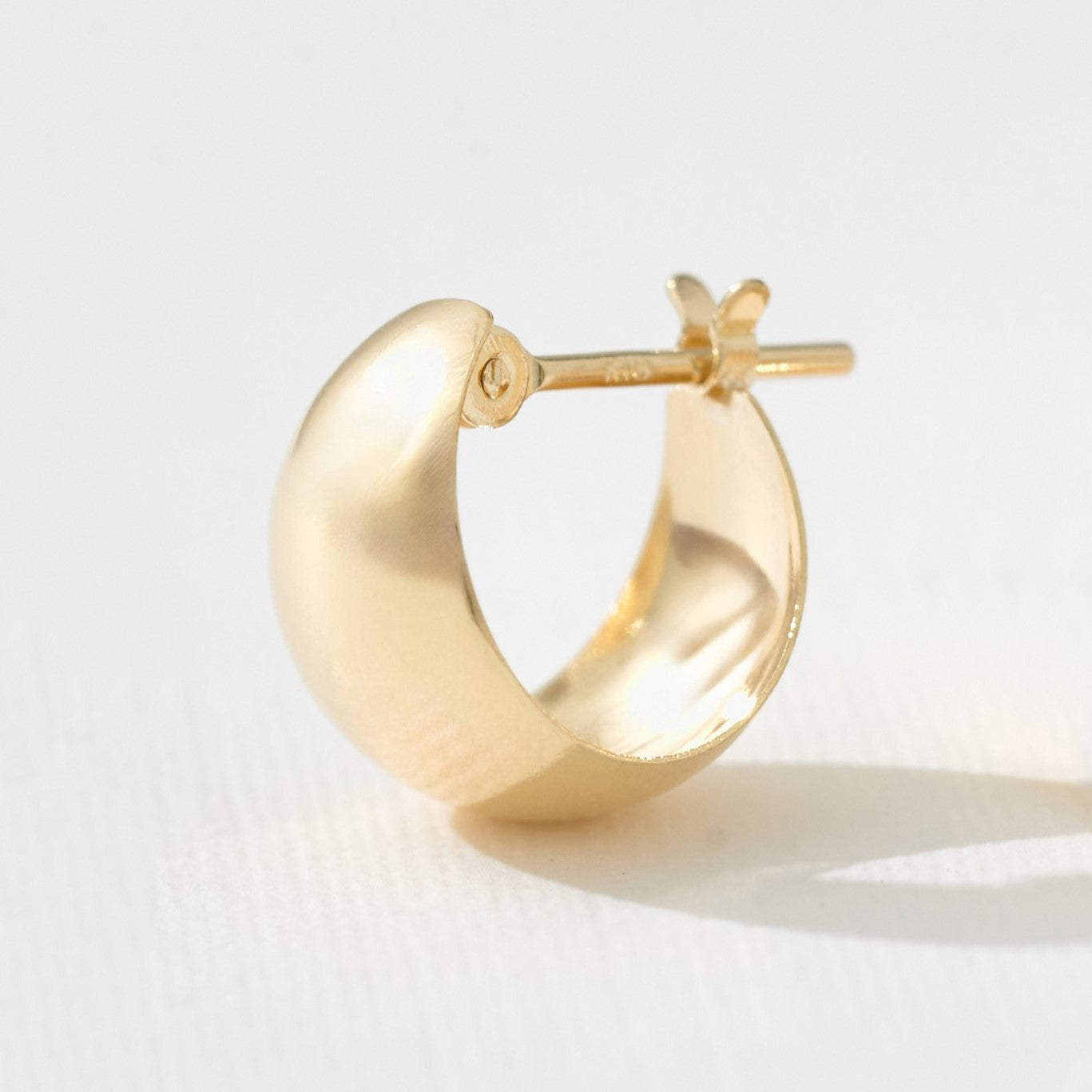 K18 月甲 フープピアス – L&Co.