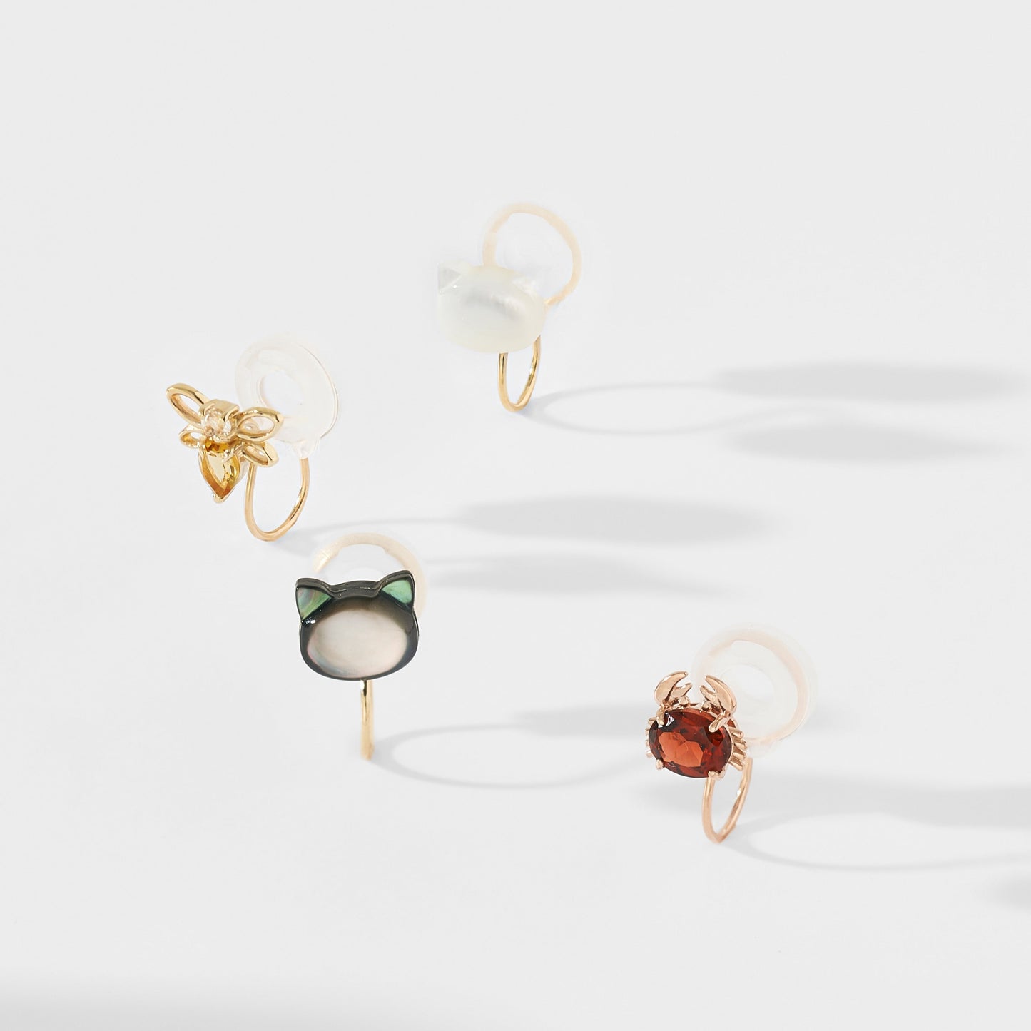 K10PG カニ イヤリング ❘ 55-7577