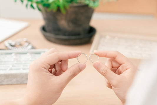 結婚指輪はサイズ直しできる?費用の相場は?結婚指輪、サイズ直しの流れや注意点を紹介