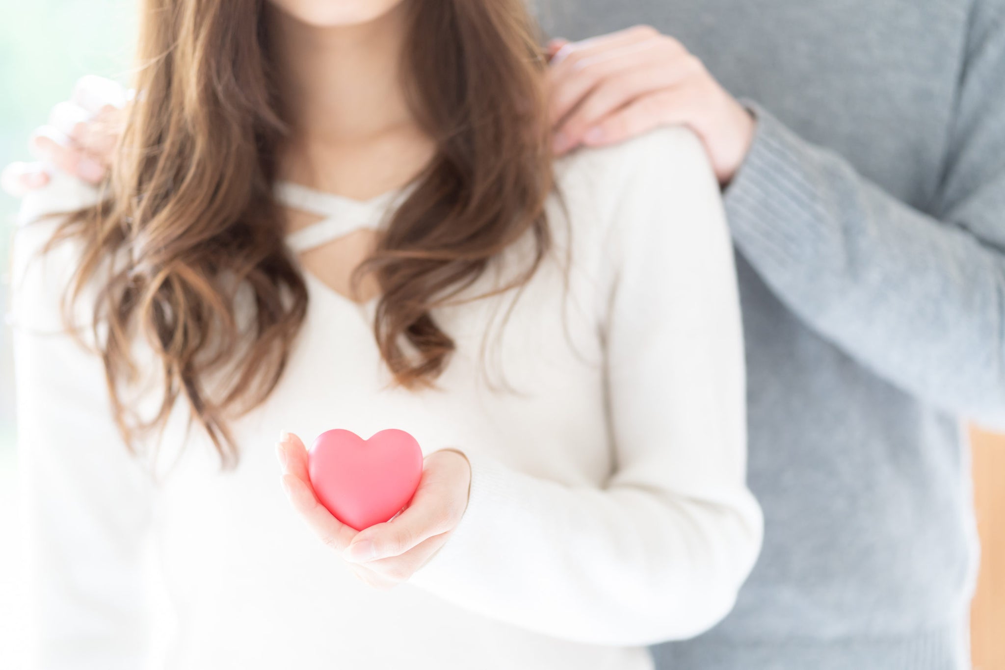ペアネックレスで人気のデザインは？ペアネックレスの人気シェイプ大公開