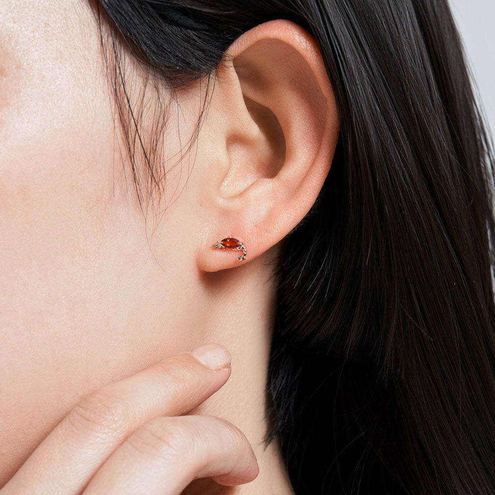 K10PG エビ ピアス｜43ｰ8686