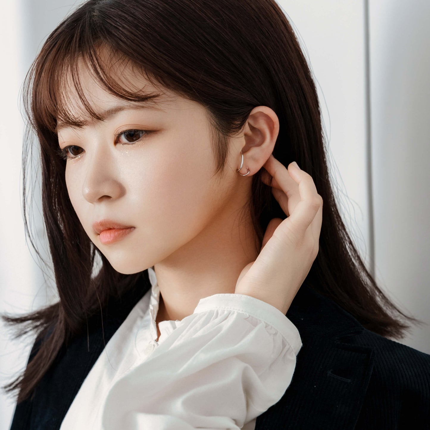 【片耳】SV925 ユニークデザイン ピアス（ホワイト）