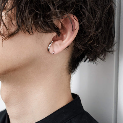 【片耳】SV925 ユニークデザイン ピアス（ホワイト）