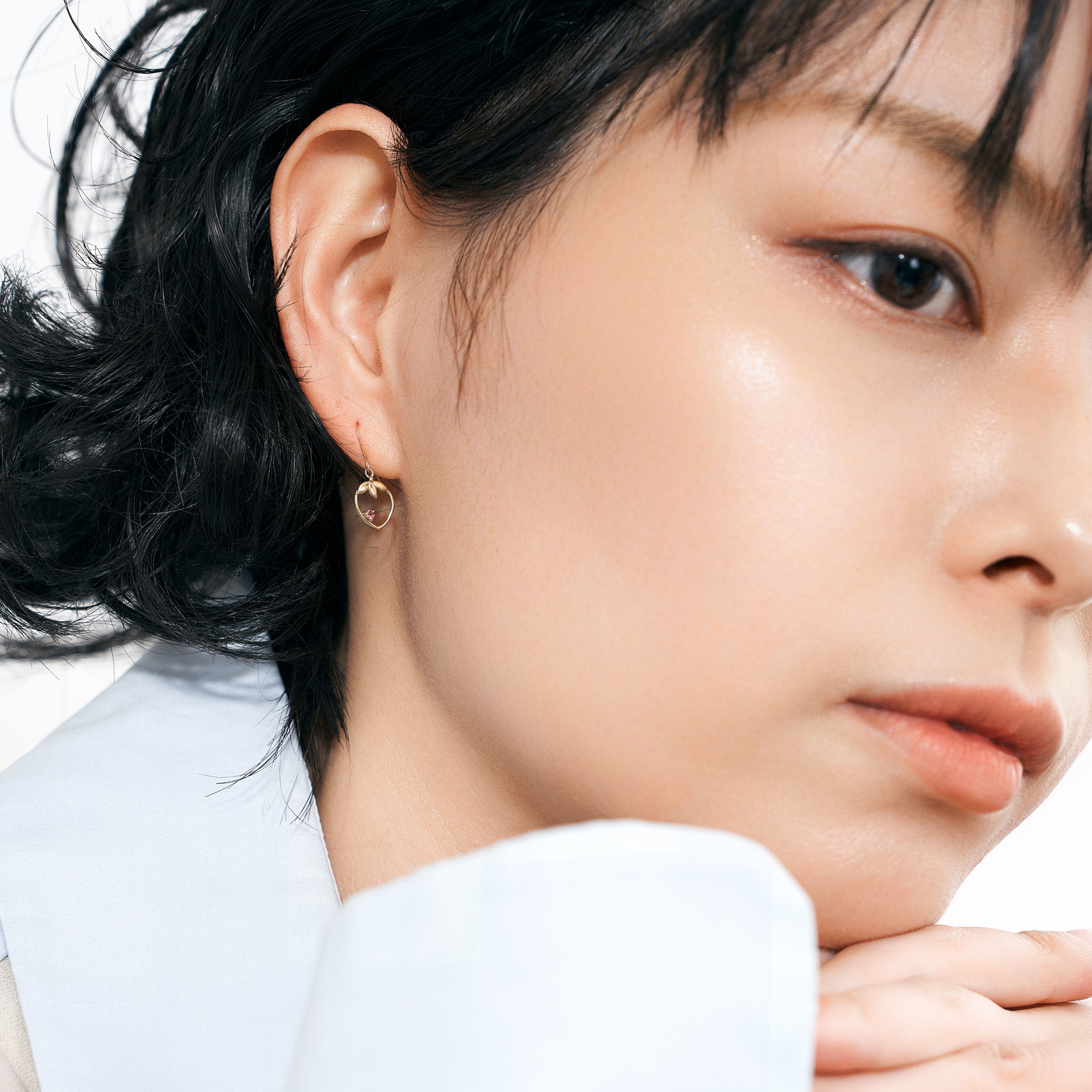 █京苺 杏委★フックピアス K10 イチゴモチーフ フックピアス – L&Co.