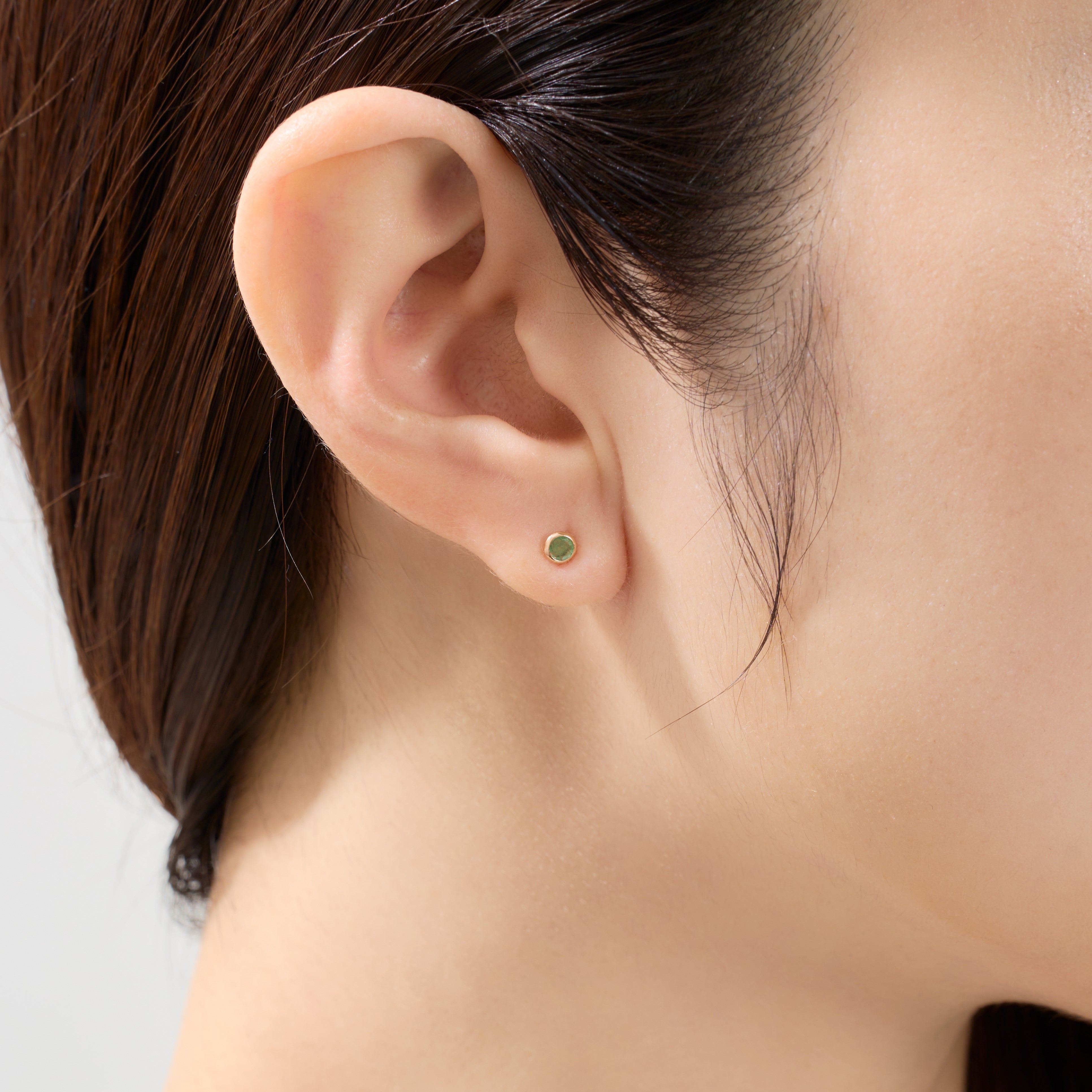 K10 一粒 誕生石 サークル スタッドピアス （5月：エメラルド）❘ 43-1325