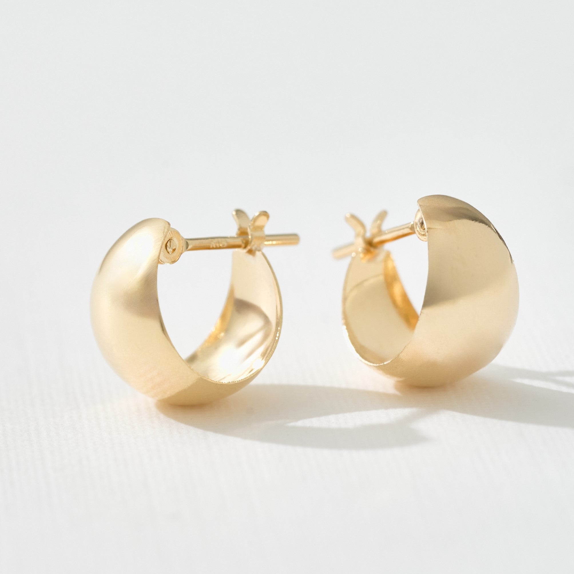 K18 月甲 フープピアス – L&Co.