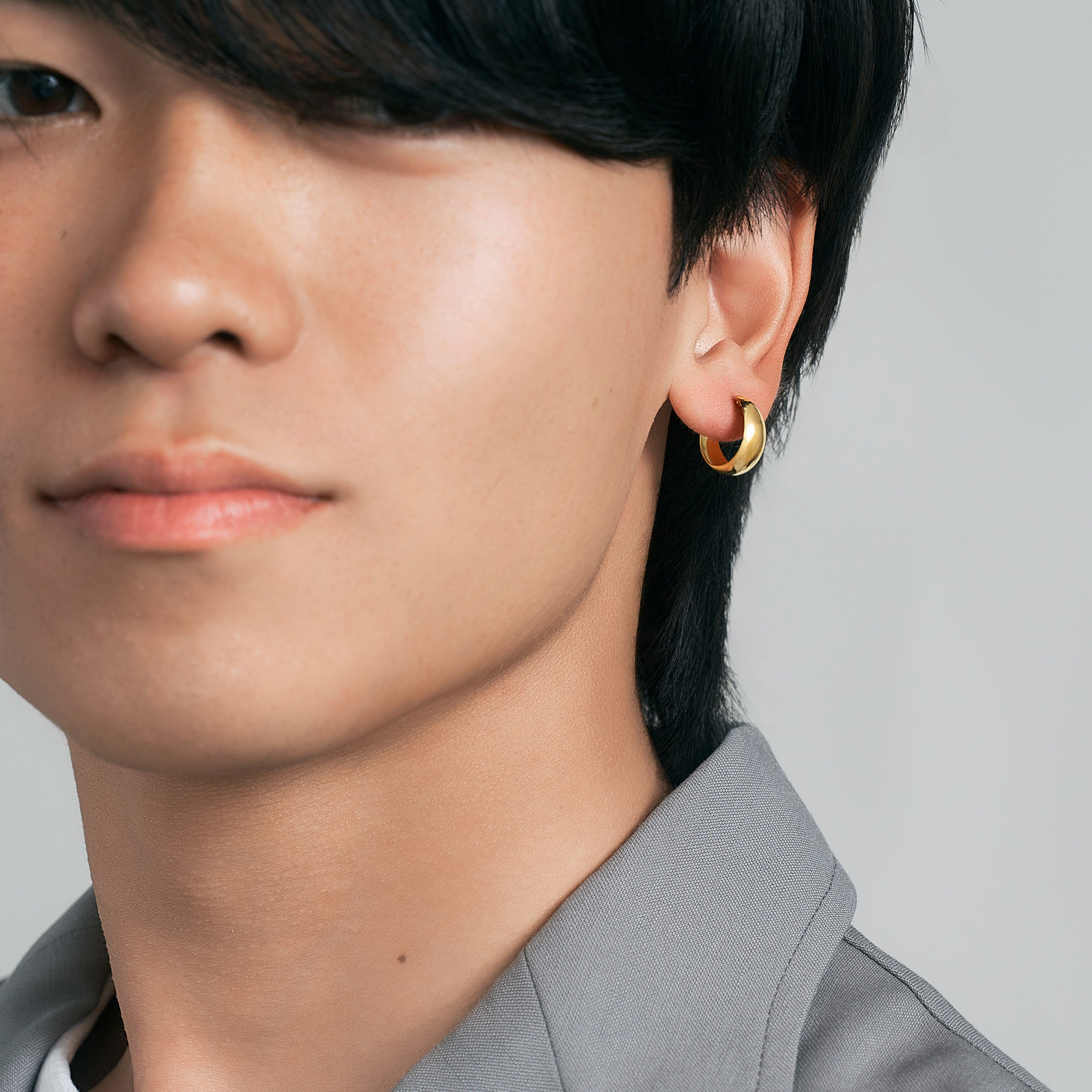 K18 月甲 フープピアス – L&Co.
