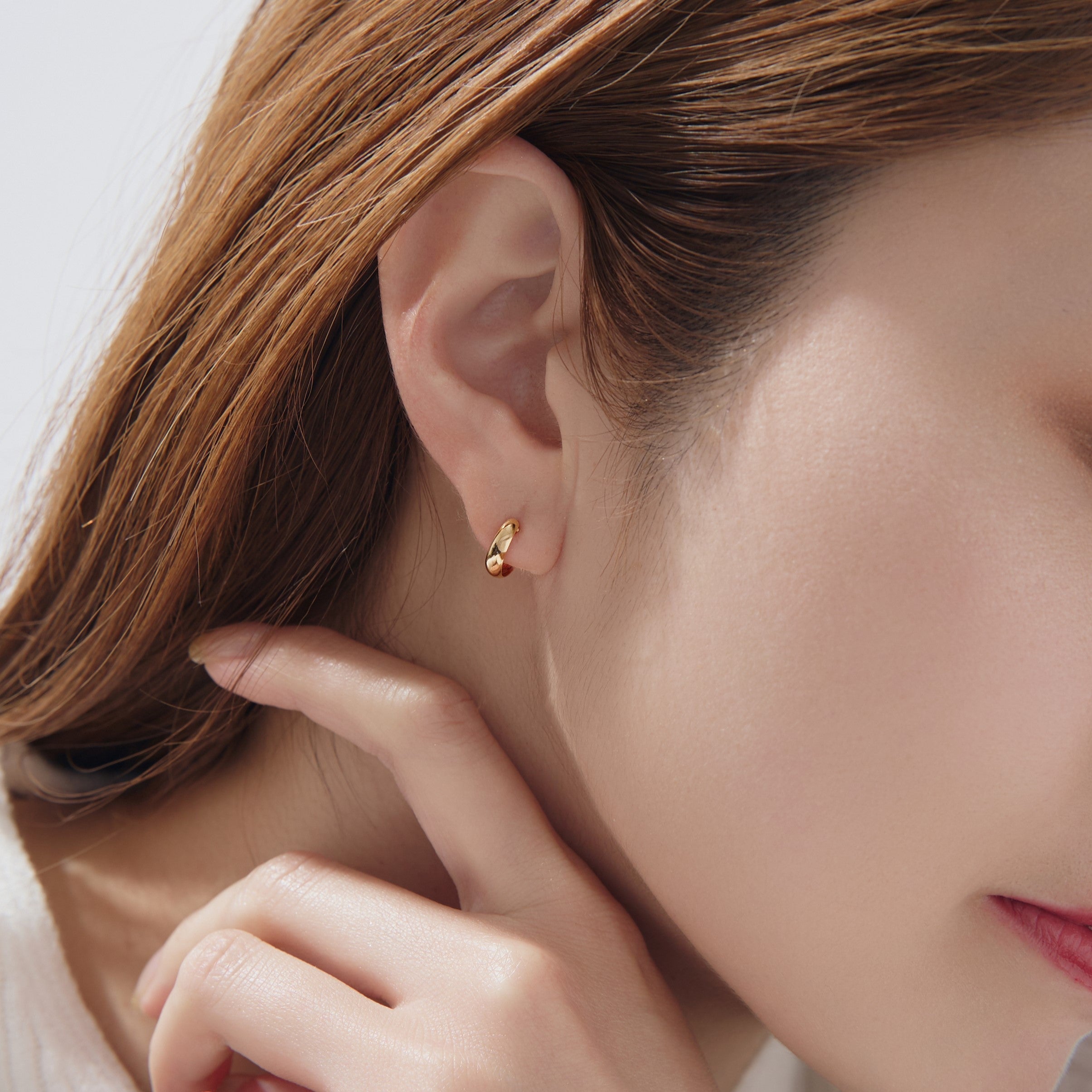 K18 月甲 フープピアス – L&Co.