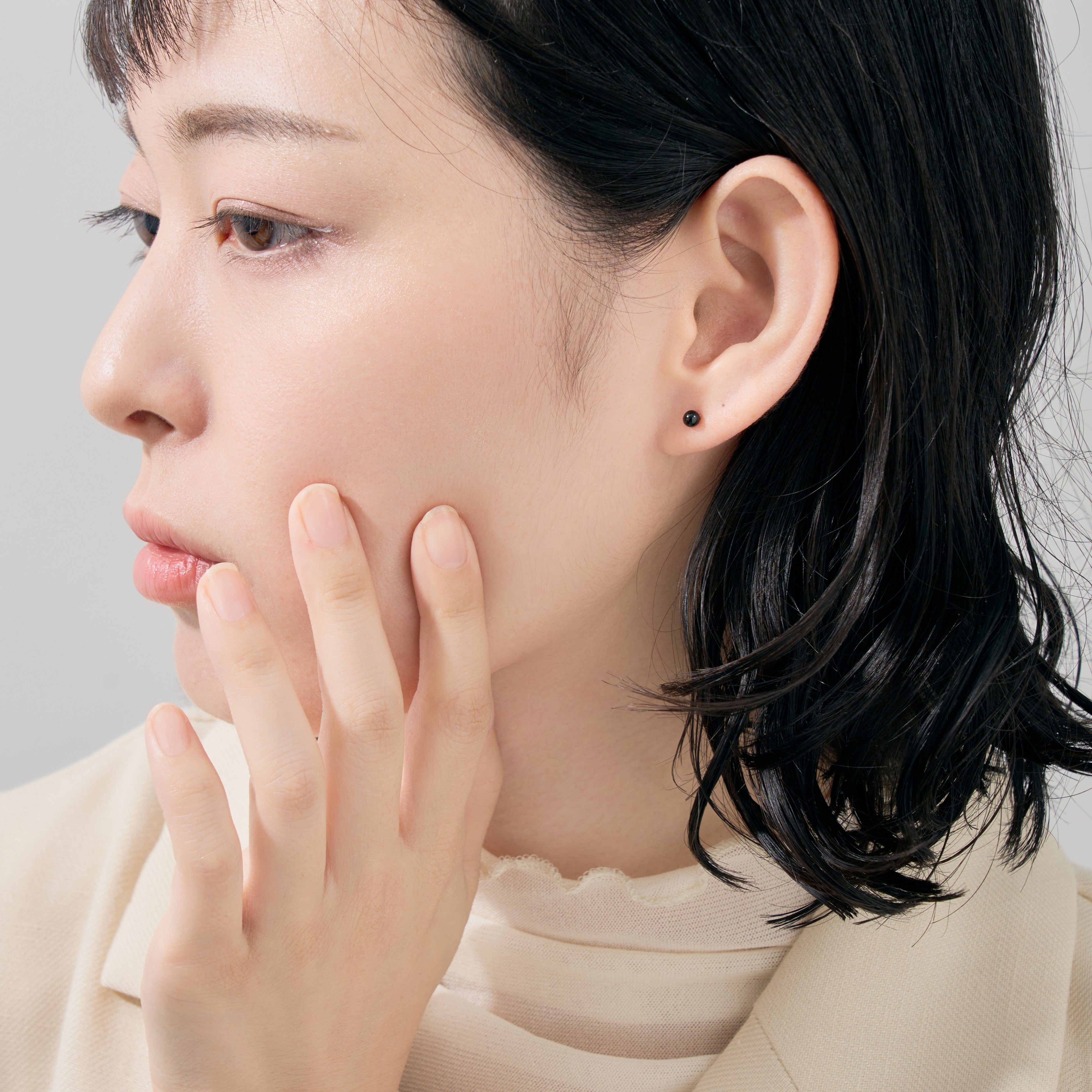 K10 オニキス スタッドピアス – L&Co.