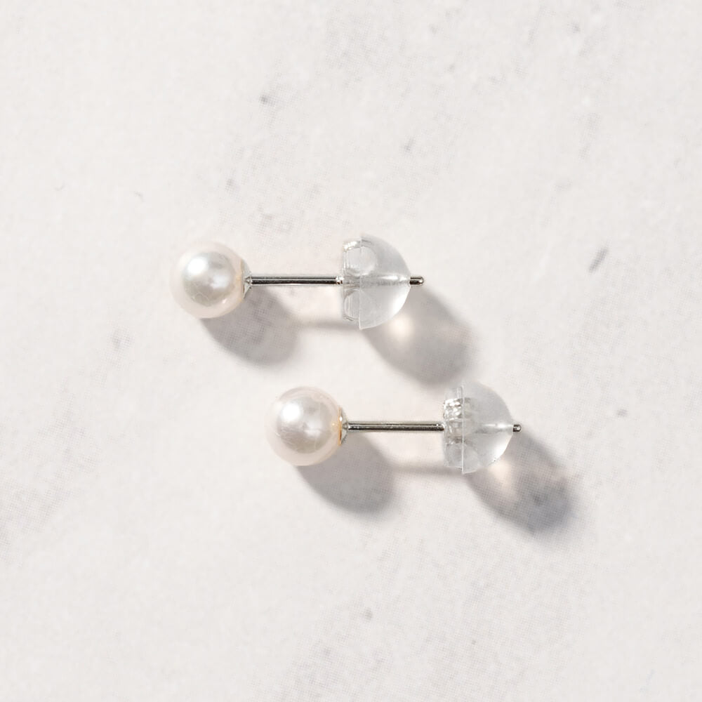 Pt900 アコヤパール スタッドピアス（4mm） – L&Co.