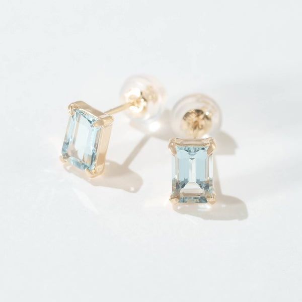 アクアマリンピアス