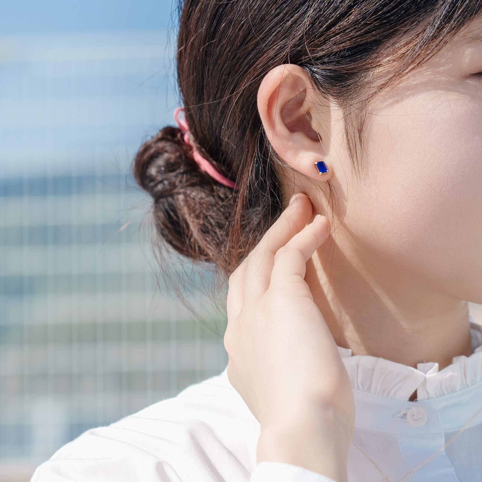 K10 誕生石 スクエア スタッドピアス （9月：サファイア）｜ 43-8009