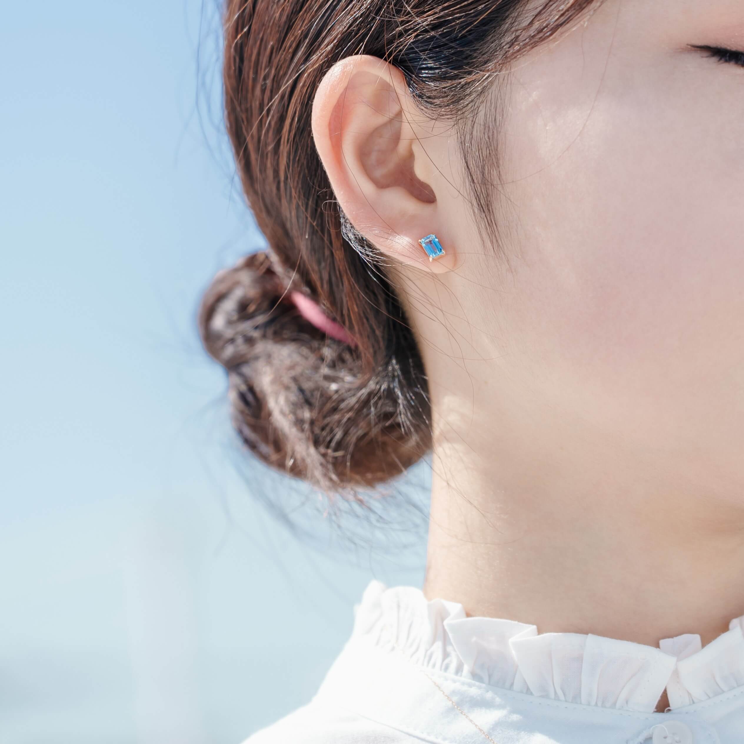K10 誕生石 6×4 oct スタッドピアス （11月：ブルートパーズ） – L&Co.