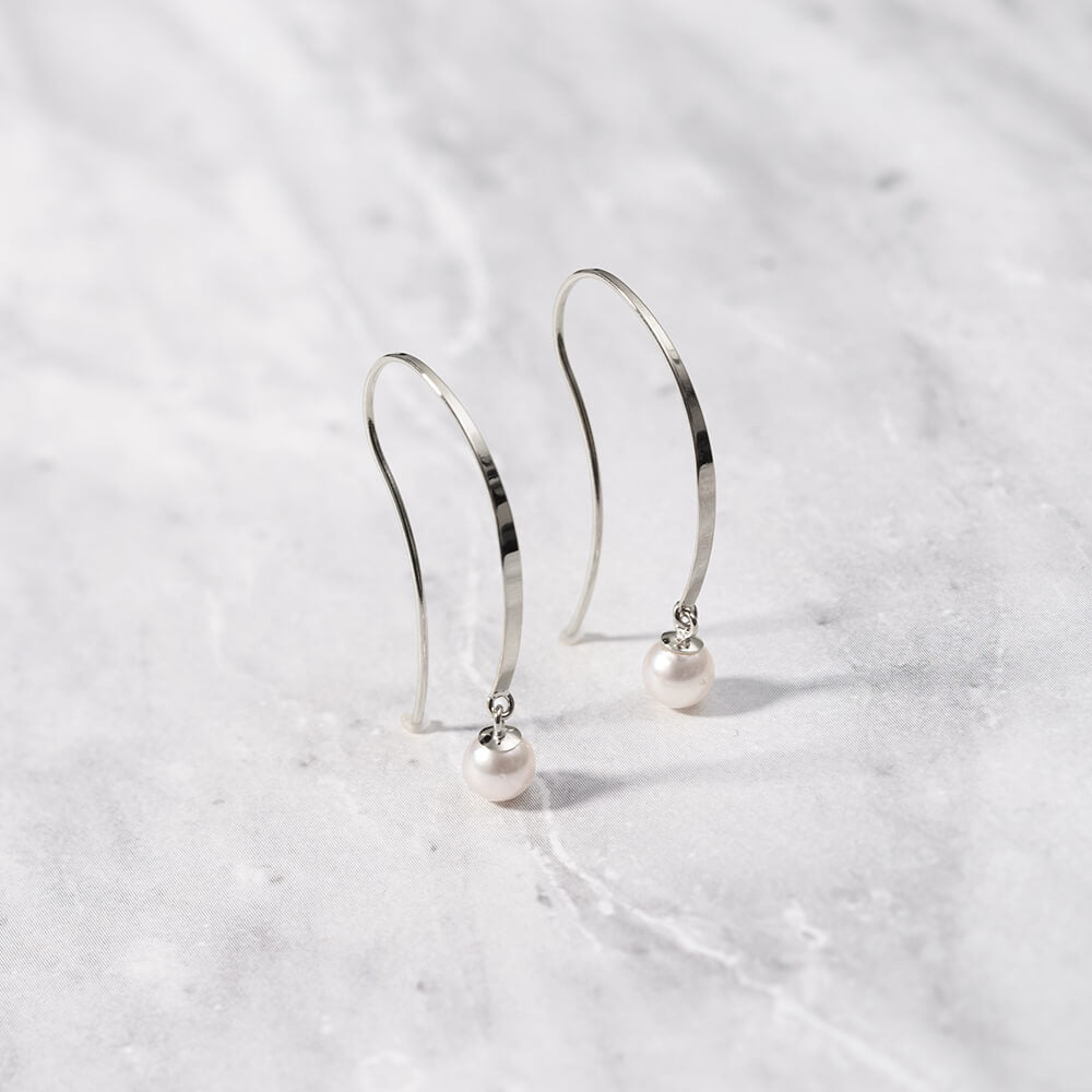 Pt900 アコヤパール フックピアス（4mm）｜43-8016