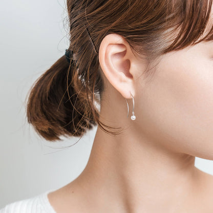 Pt900 アコヤパール フックピアス（4mm）｜43-8016