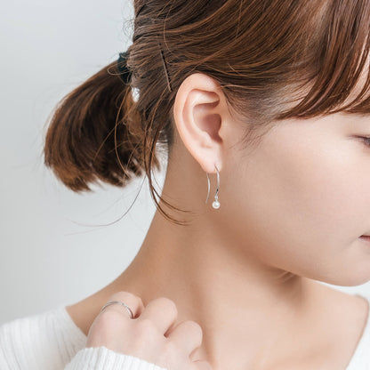 Pt900 アコヤパール フックピアス（4mm）｜43-8016