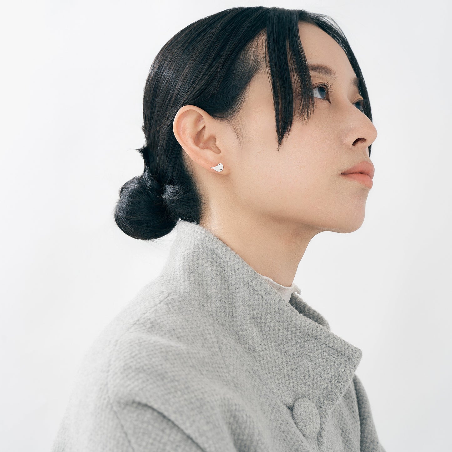 K10WG シマエナガ ピアス ❘ 43-8442