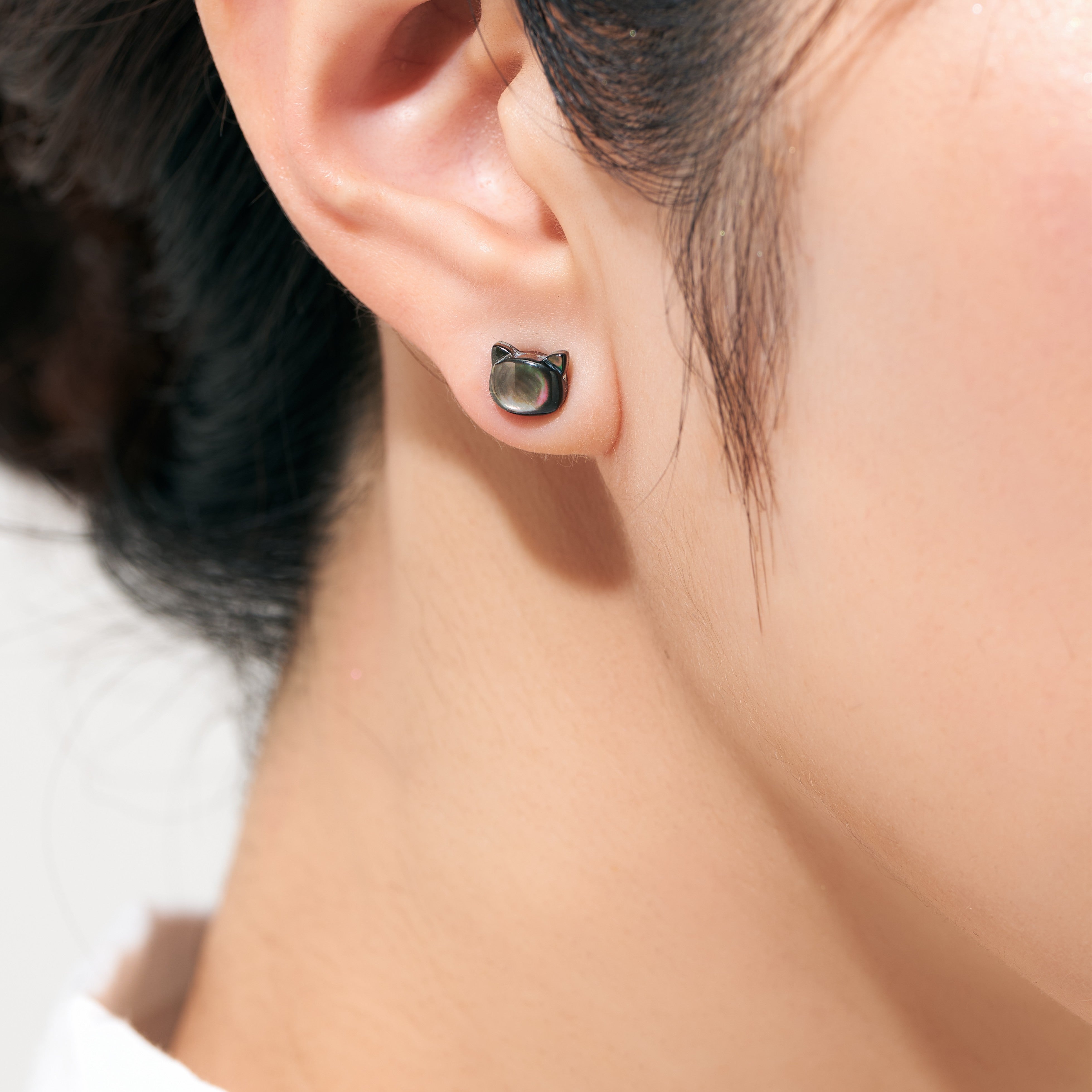 K10 クロネコ ピアス ❘ 43-8548 – L&Co.