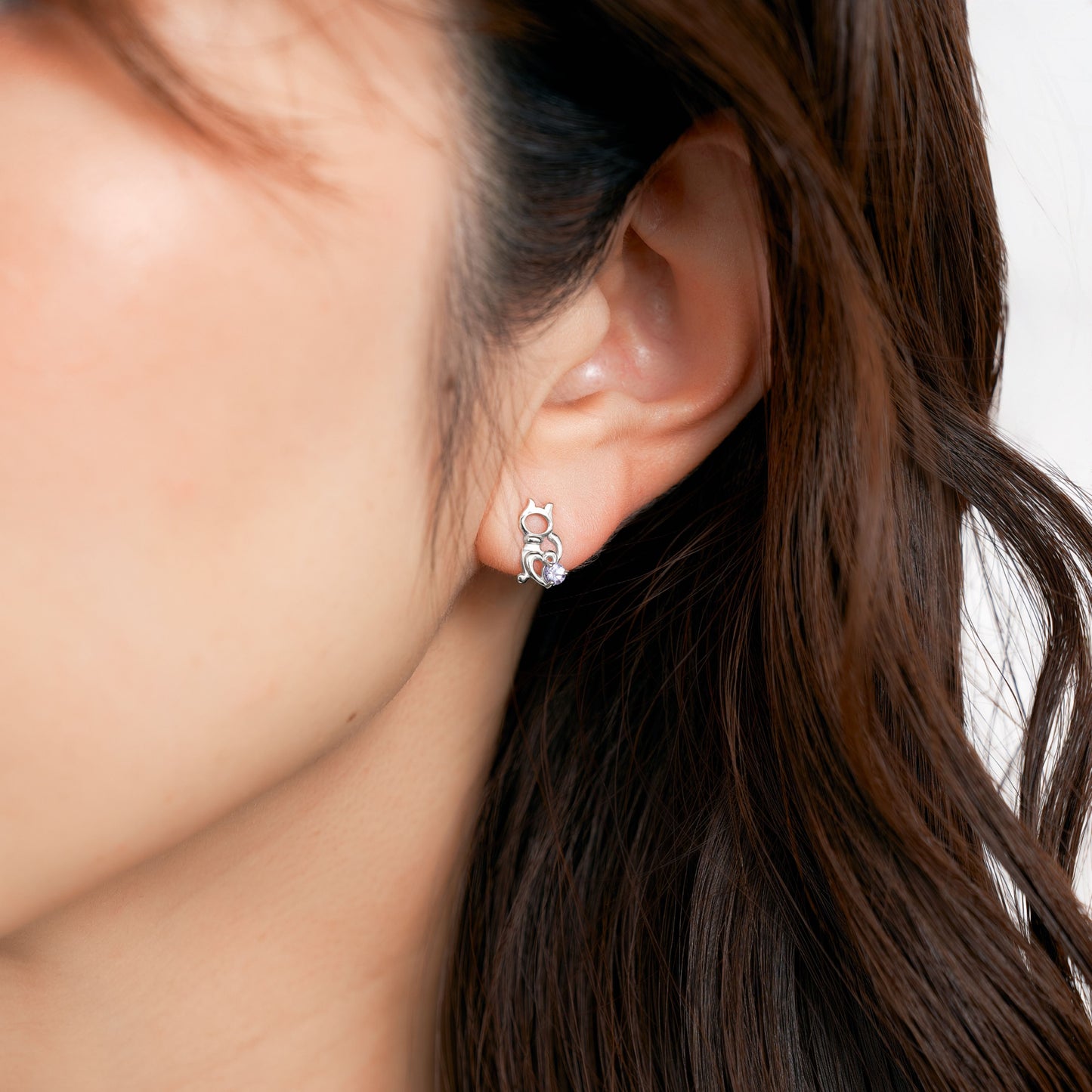 K10WG ネコ×サカナ スタッドピアス ❘ 43-8603