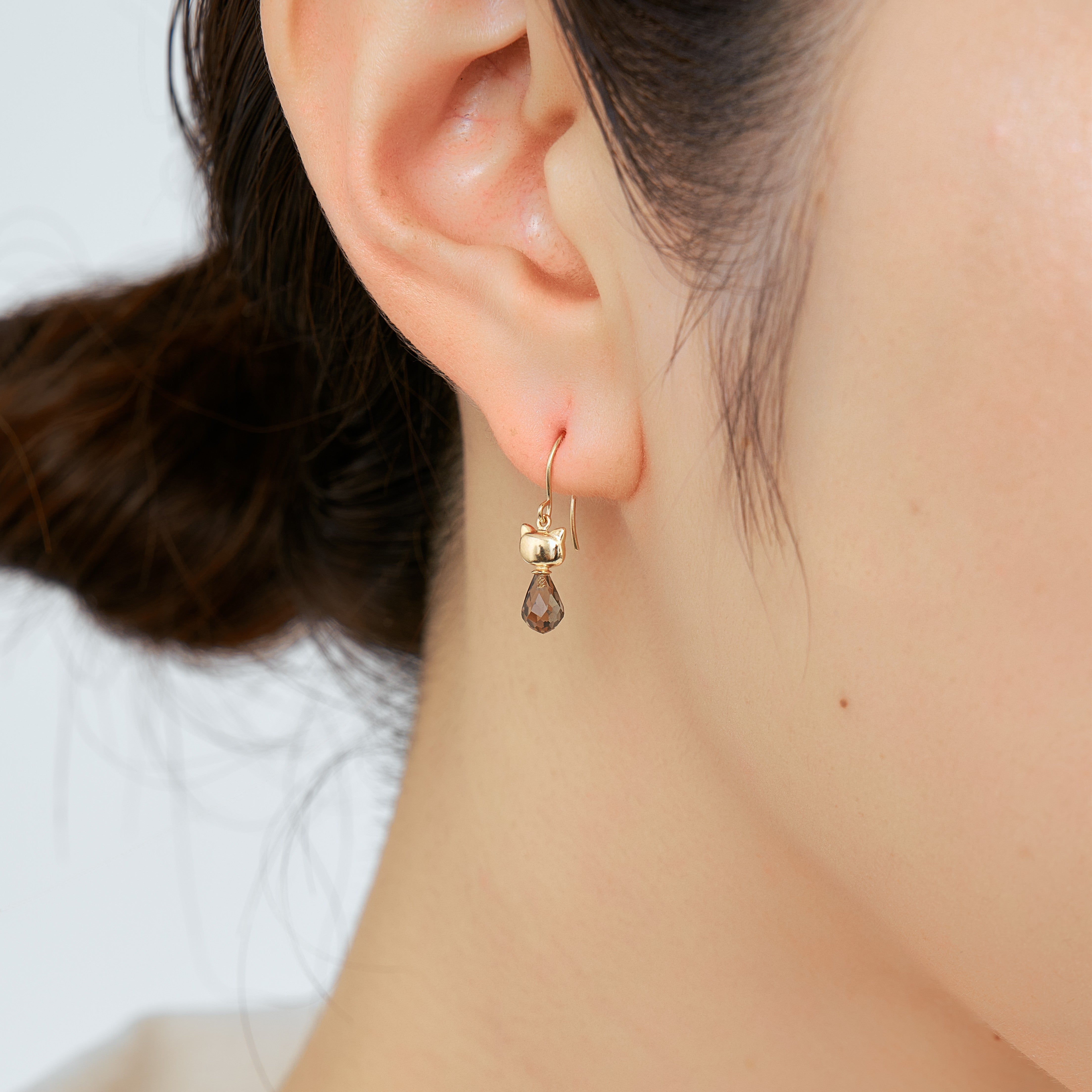 K10 ネコ フックピアス – L&Co.