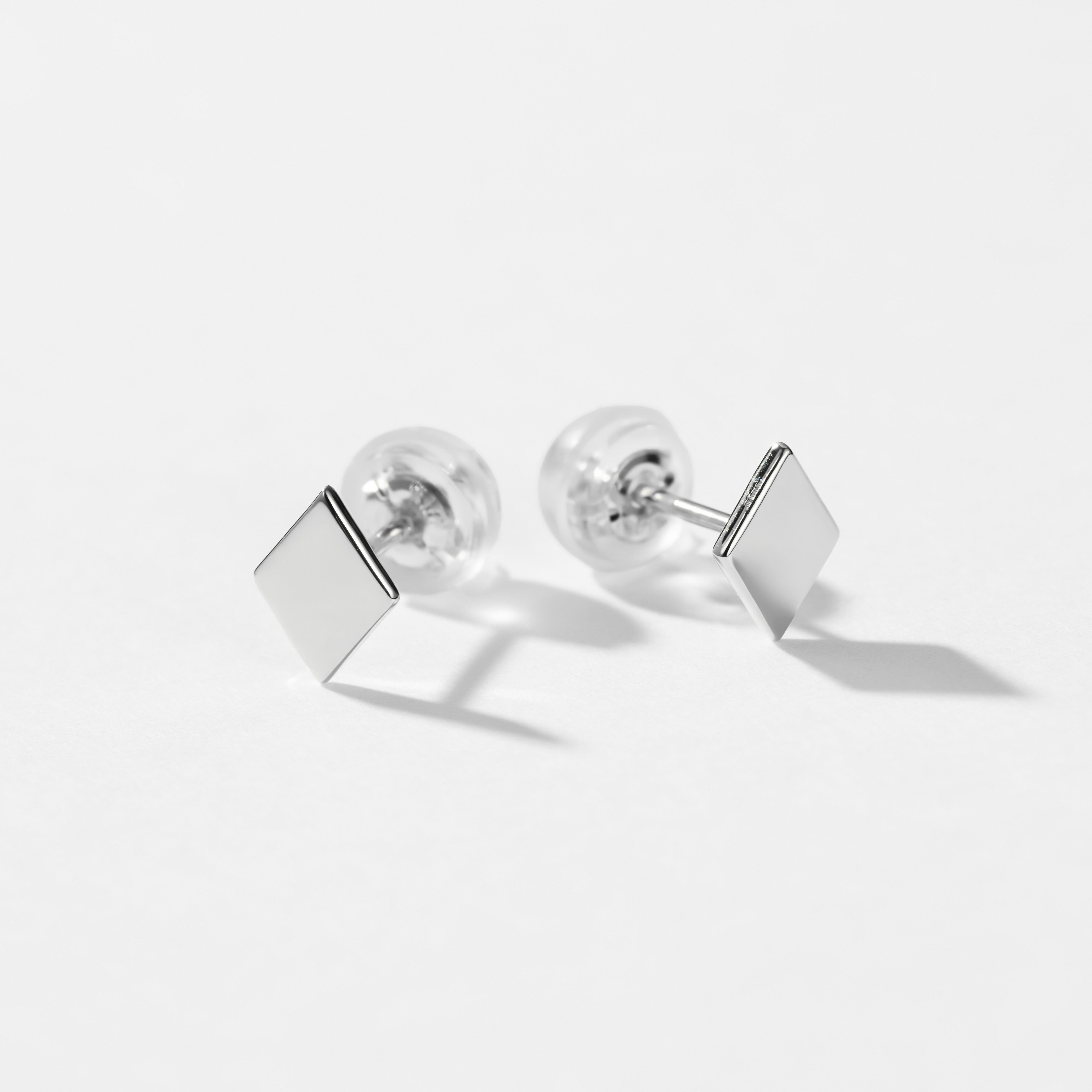 K10WG ダイヤ ピアス | 43-8908 – L&Co.