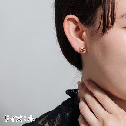 【片耳】SV925 イニシャルピアス （R：大/小）