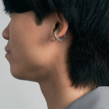 SV925 ユニセックス チェーン風 イヤーカフ（W/Y/B）