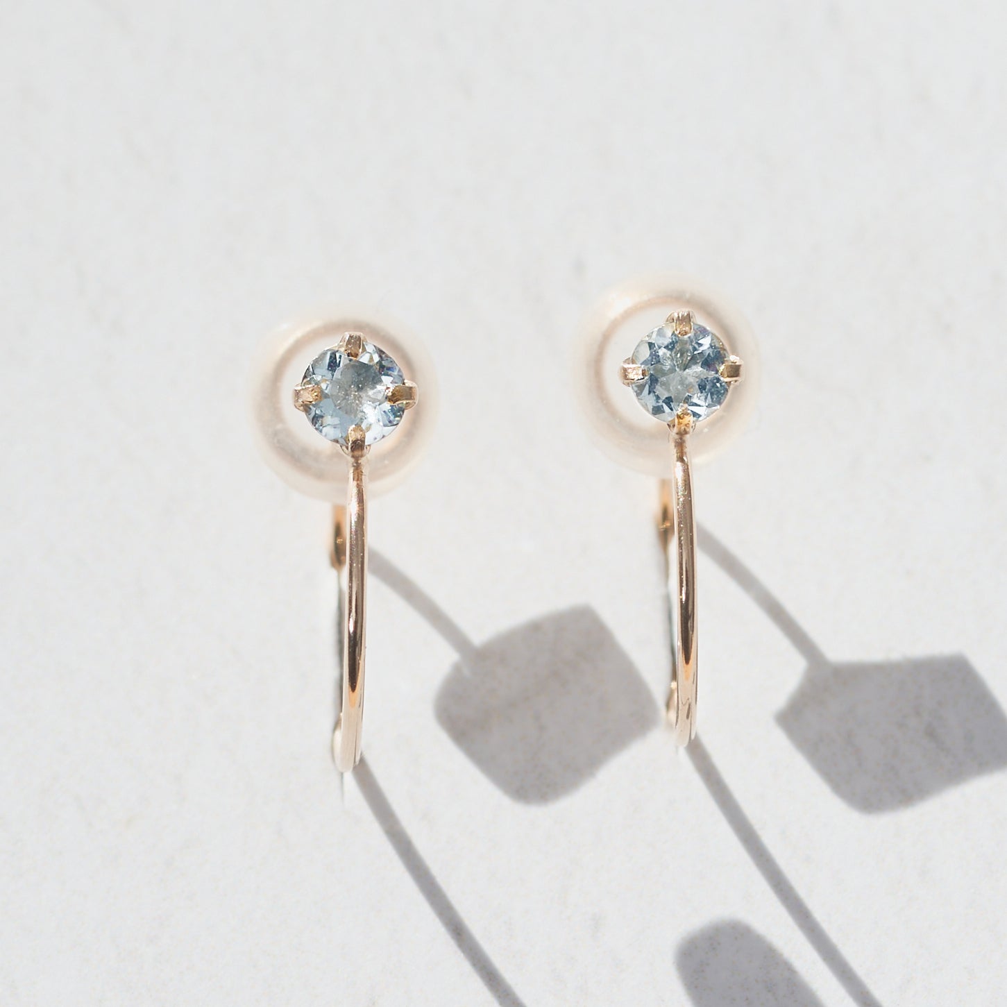 K10 誕生石 イヤリング（3月：アクアマリン）| 55-7083