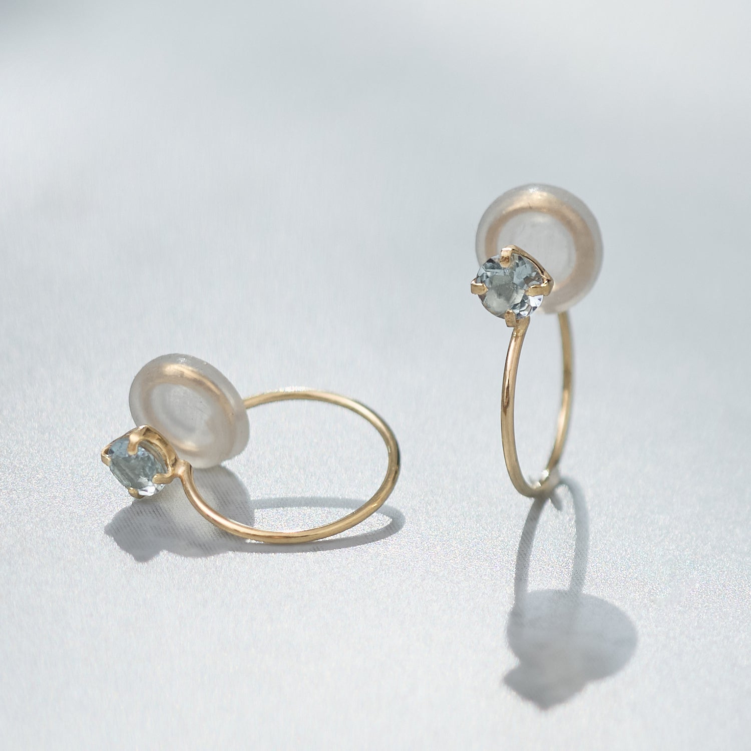 K10 誕生石 イヤリング（3月：アクアマリン）| 55-7083