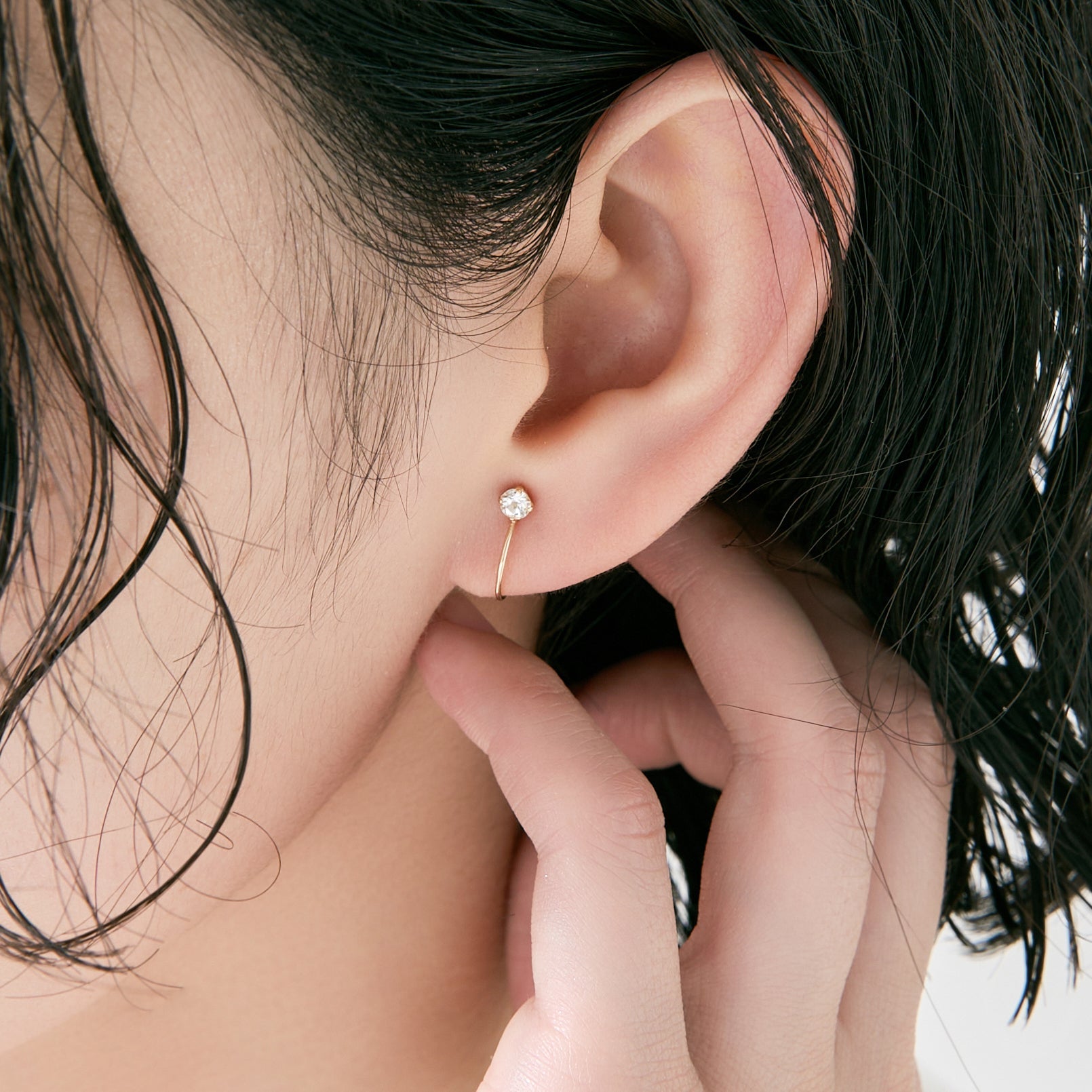 K10 誕生石 イヤリング（4月：ホワイトトパーズ）| 55-7084