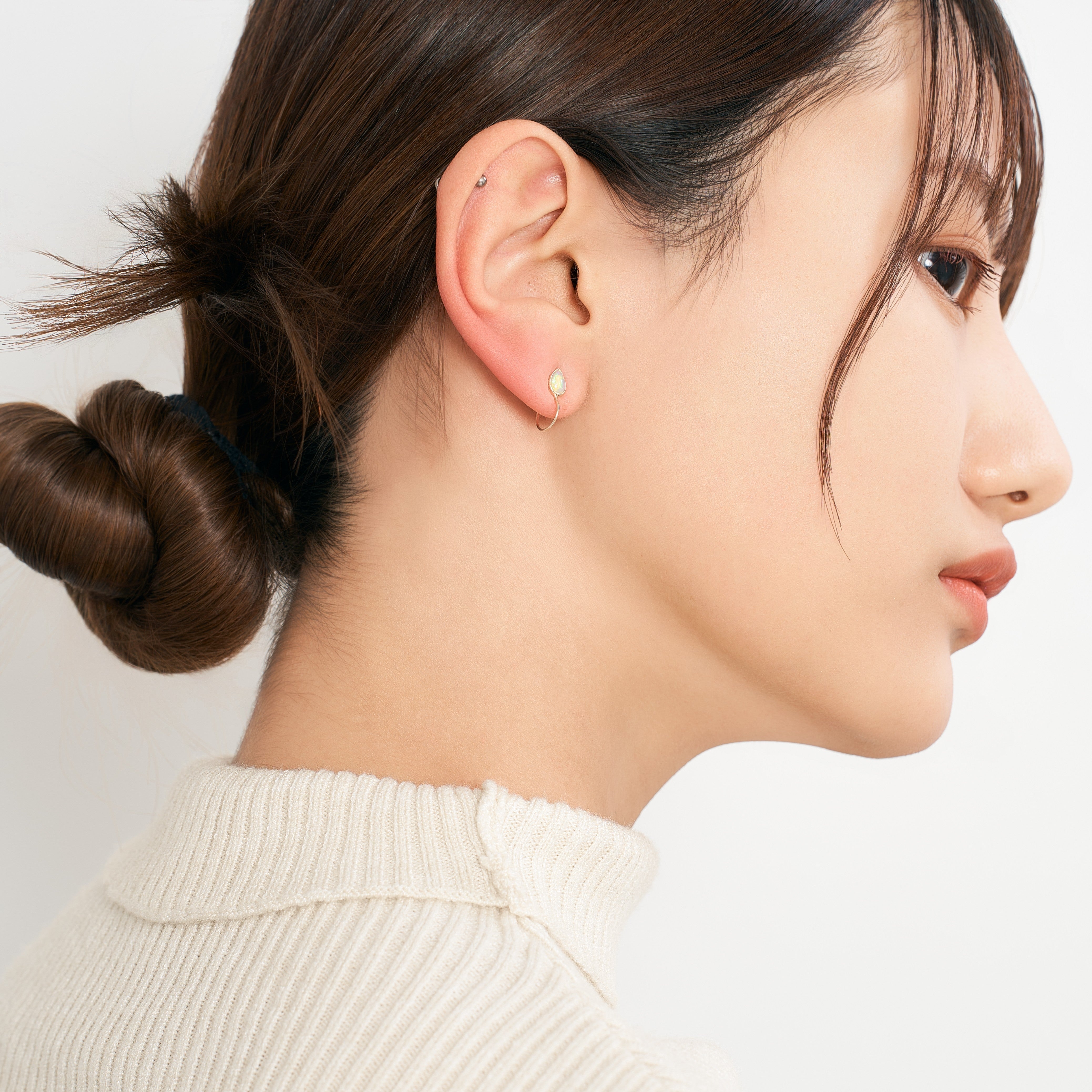 K10 オパール イヤリング（ツユ）-（YG/WG） | 55-7099-3035