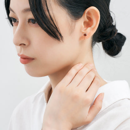 K10PG カニ イヤリング ❘ 55-7577