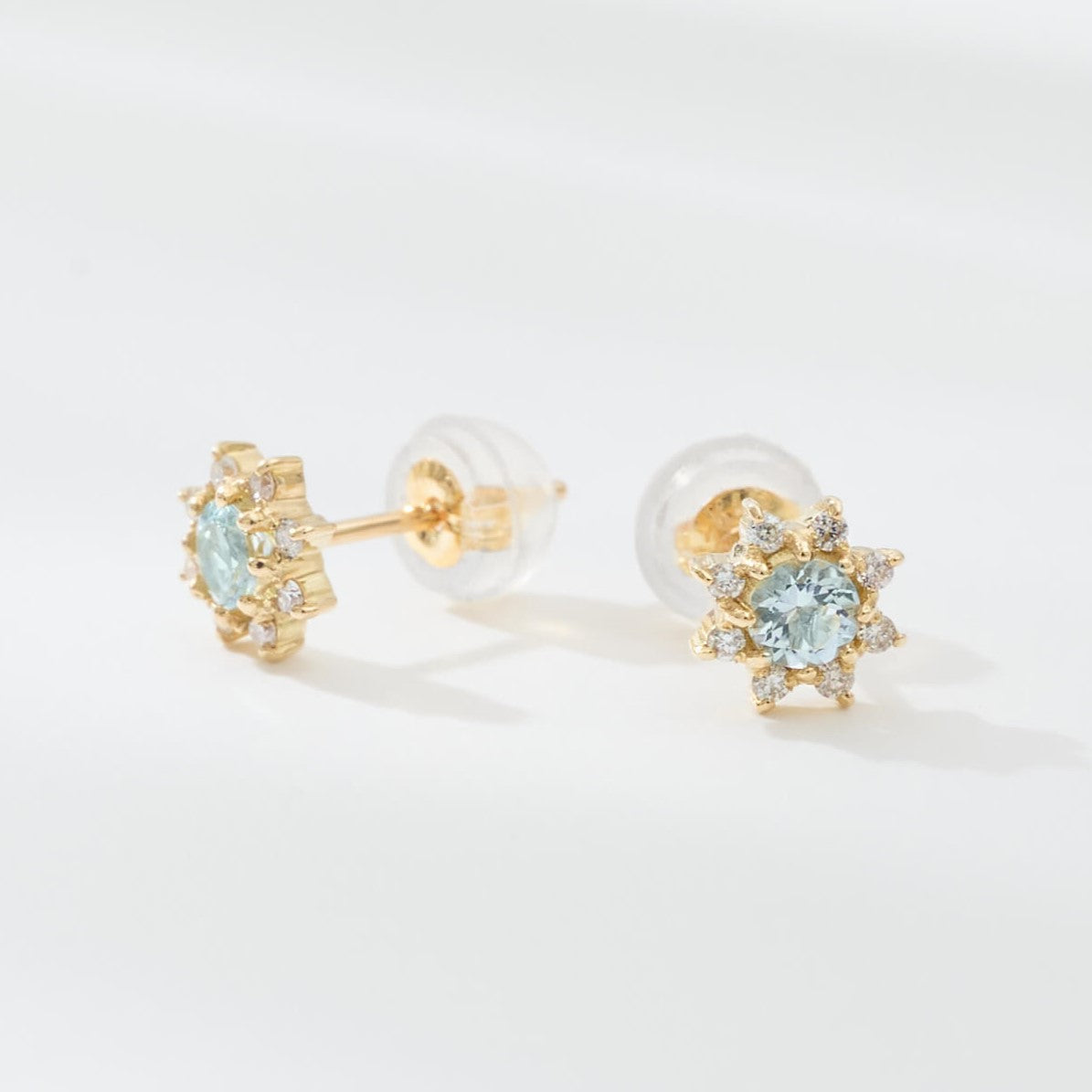 K18 誕生石×ダイヤモンド スタッドピアス （3月：アクアマリン） – L&Co.