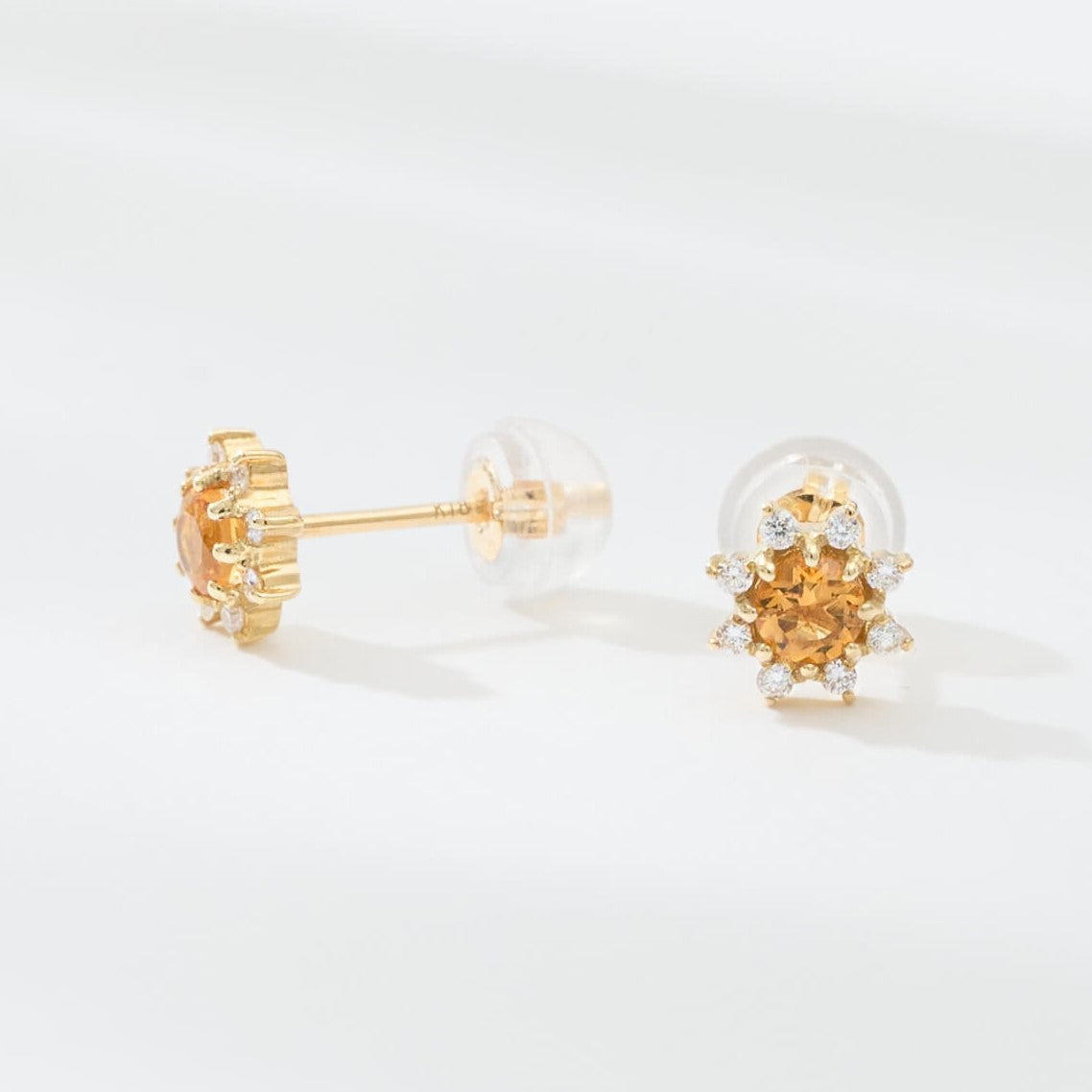 K18 誕生石×ダイヤモンド スタッドピアス （11月：シトリン） – L&Co.