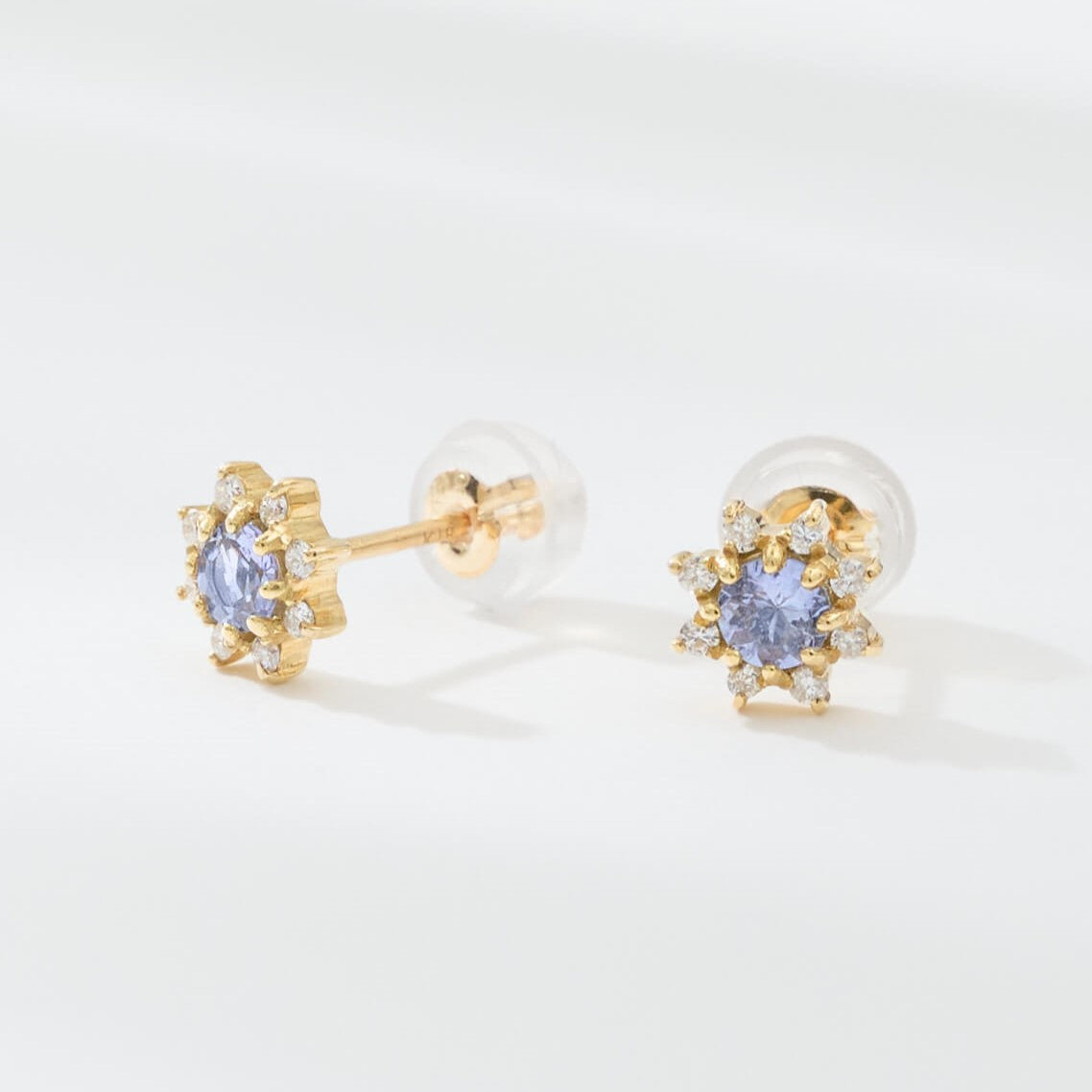 K18 誕生石×ダイヤモンド スタッドピアス （12月：タンザナイト） – L&Co.