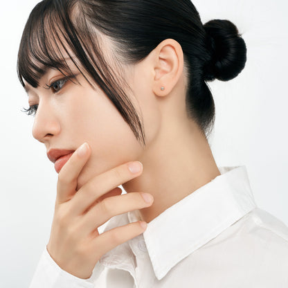 K18 誕生石 スタッドピアス 3mm（4月：ダイヤモンド）｜96-3174