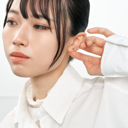 K18 誕生石 スタッドピアス 3mm（12月：タンザナイト）｜96-3182