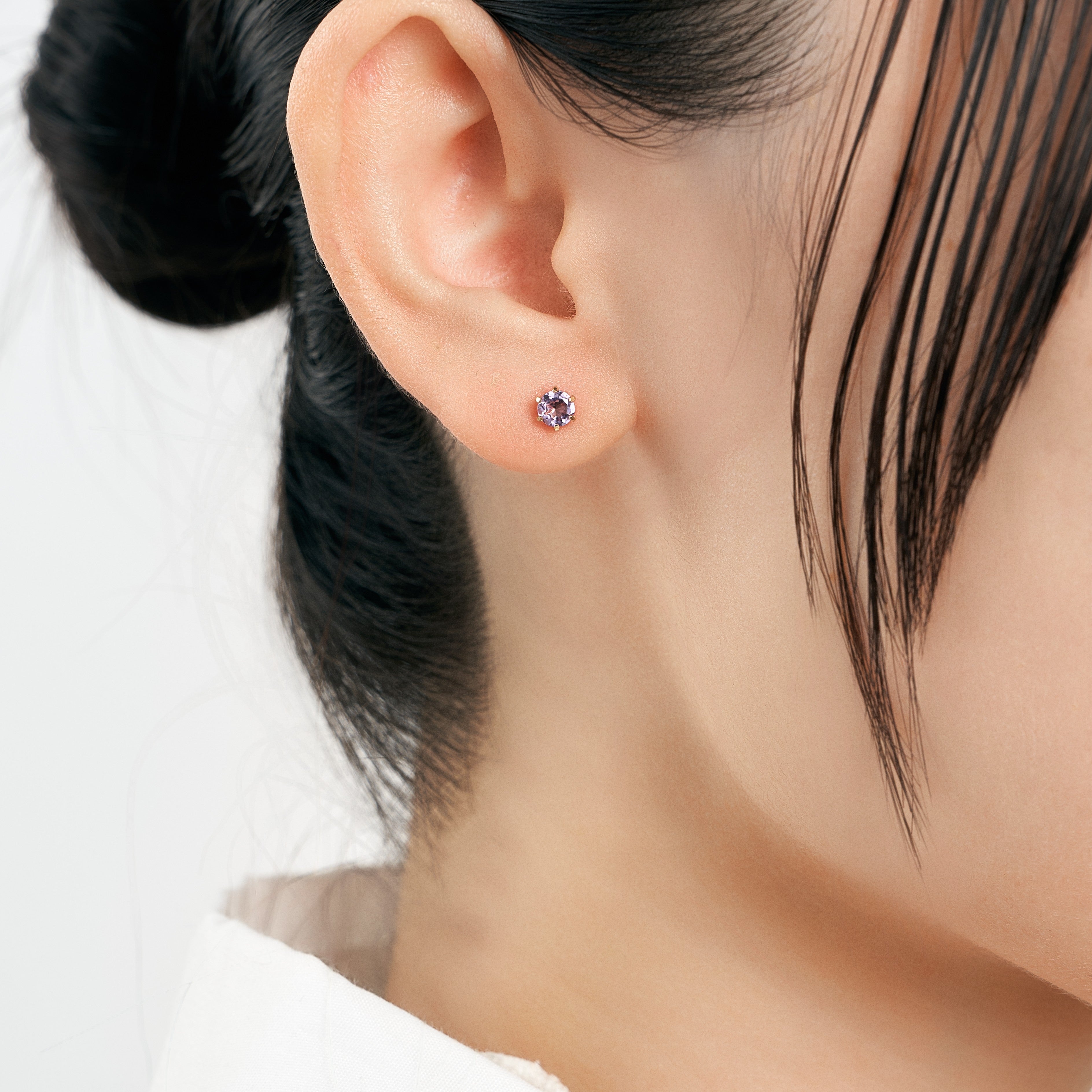 K18 爪留め 誕生石 スタッドピアス 4mm(2月:アメジスト) – L&Co. K18 爪留め 誕生石 スタッドピアス 4mm(2月:アメジスト) – L&Co.