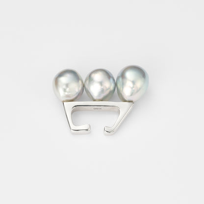 【lilo】Pearl ear cuff”On the boat”