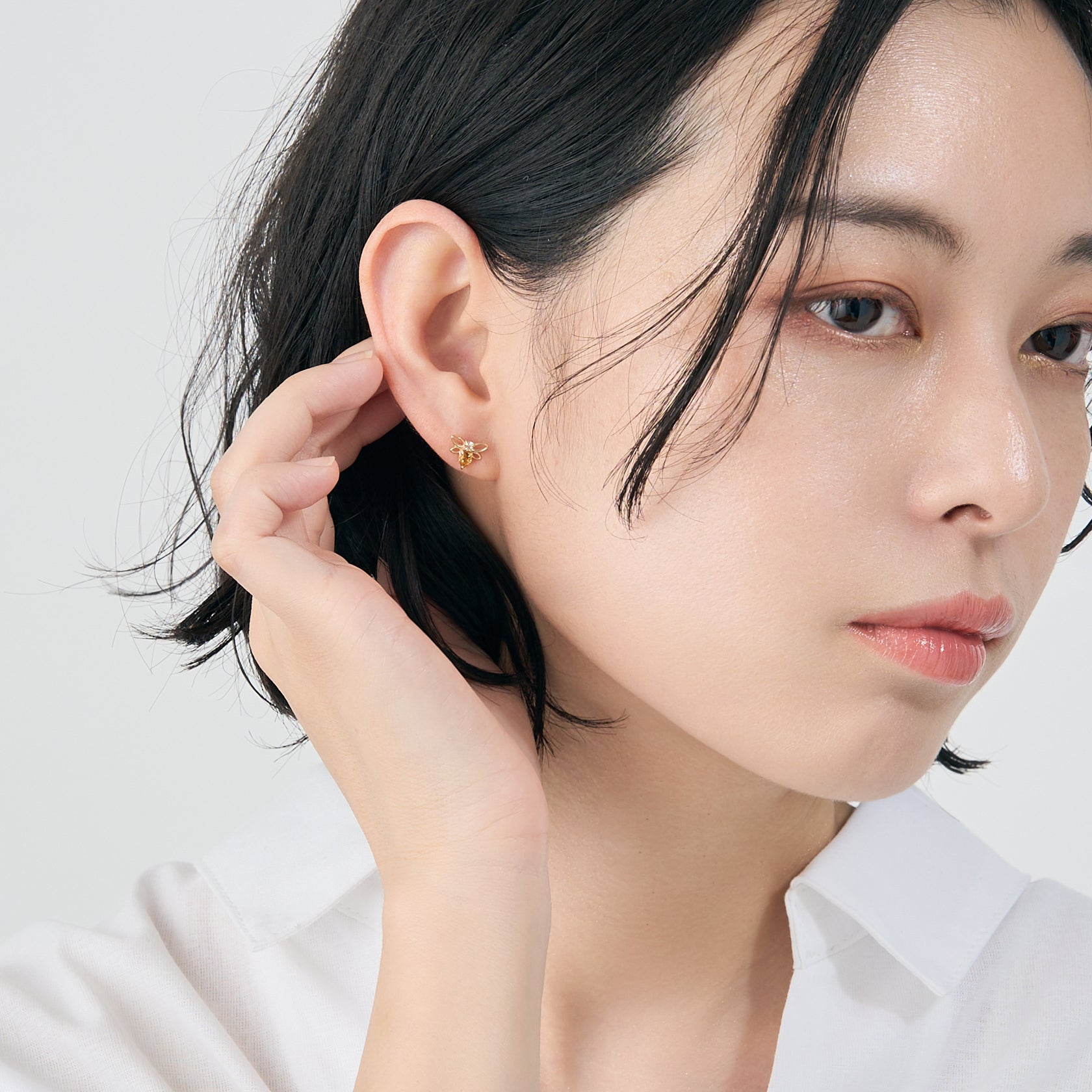 K10 ハチ 蜂 スタッドピアス – L&Co.