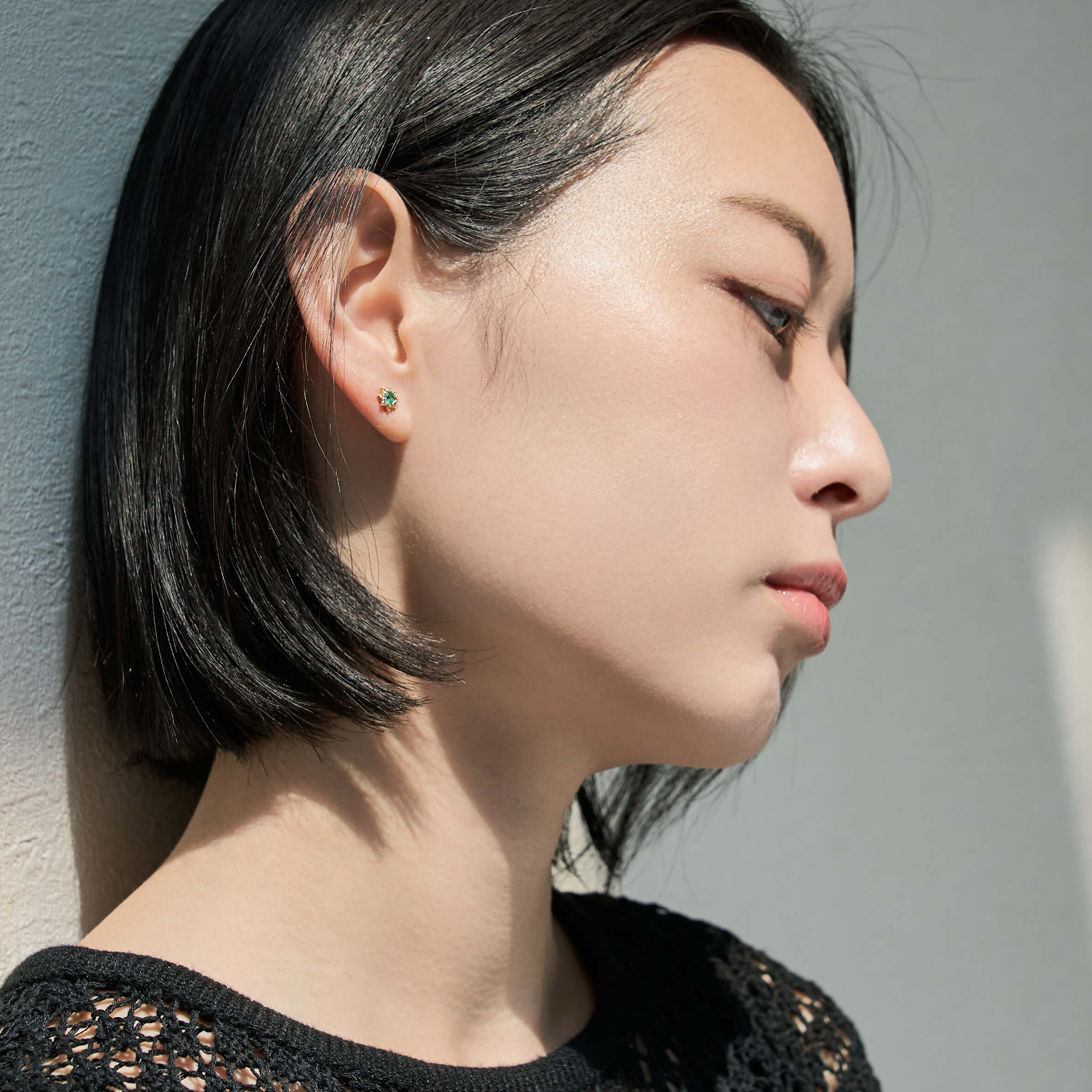 K18 誕生石×ダイヤモンド スタッドピアス （5月：エメラルド） – L&Co.
