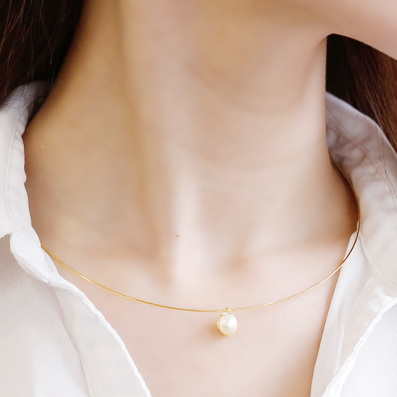 K18 Choker with pearl oyster charm 96-1159