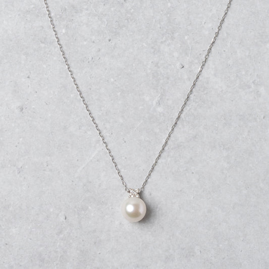 Halskette mit Akoya-Perlen und Diamanten aus Platin | 63-8079 