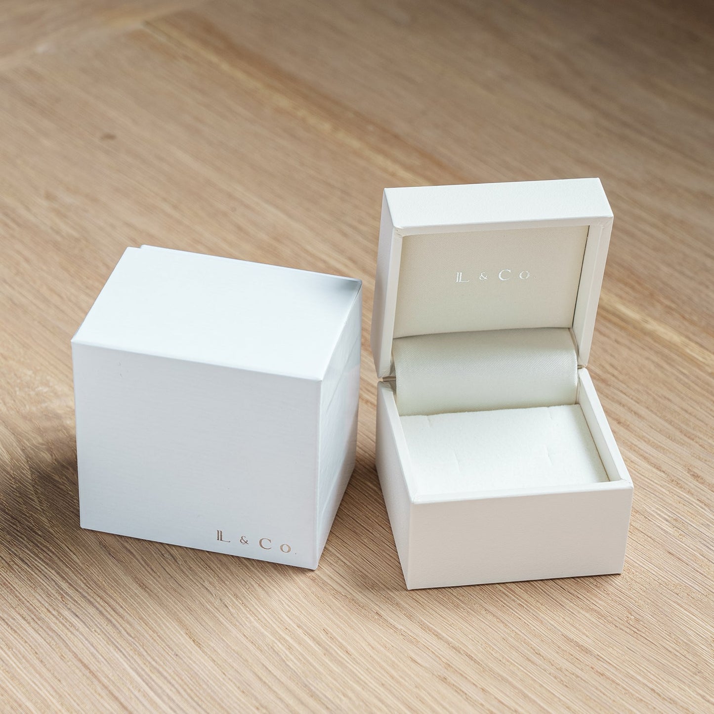 [Gift Wrapping] Christmas Limited White Jewelry Gift Box &amp; Shop Bag